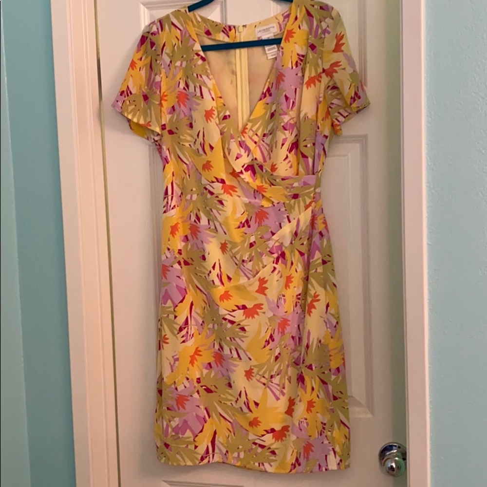 A-line Liz Clayborne  pretty yellow print